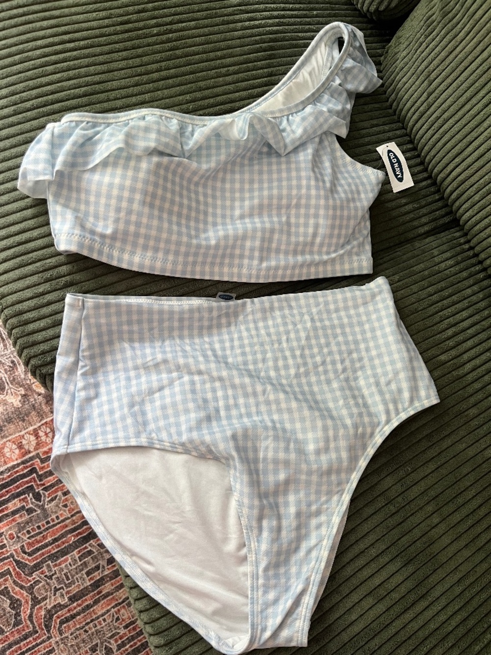 New with tag 2 piece bathing suit high waisted
